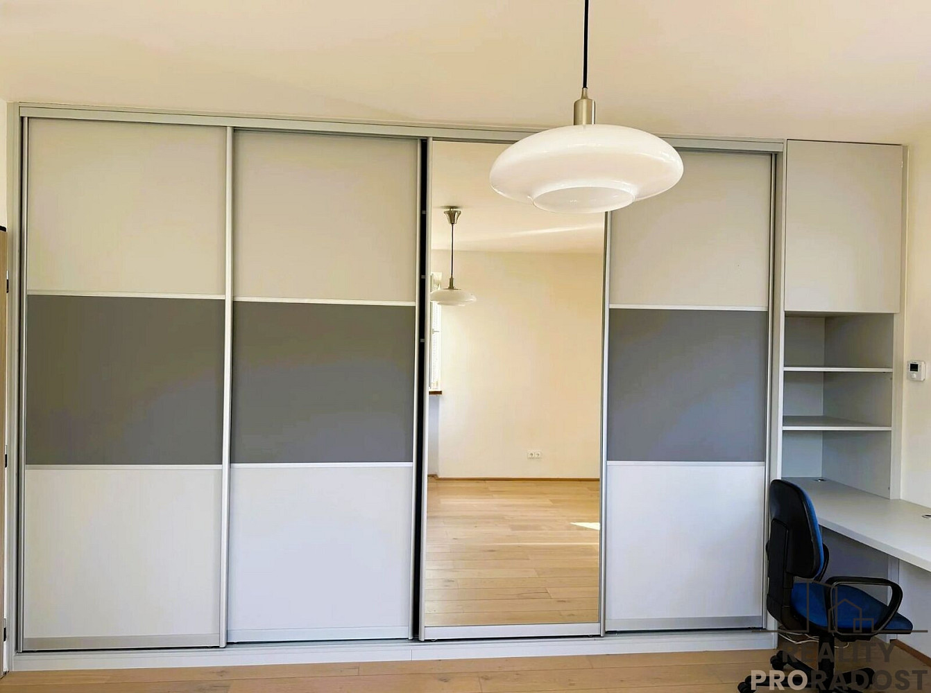 Pronájem bytu 2+1 63 m² – fotografie 4