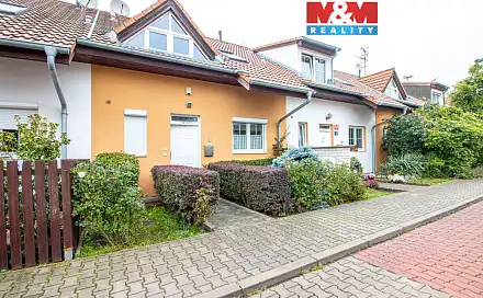 Prodej domu 110 m² s pozemkem 147 m², Na nové silnici, Praha 9 - Horní Počernice