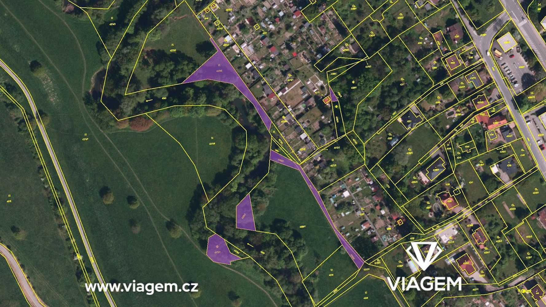 Prodej pole 1 038 m² – fotografie 4