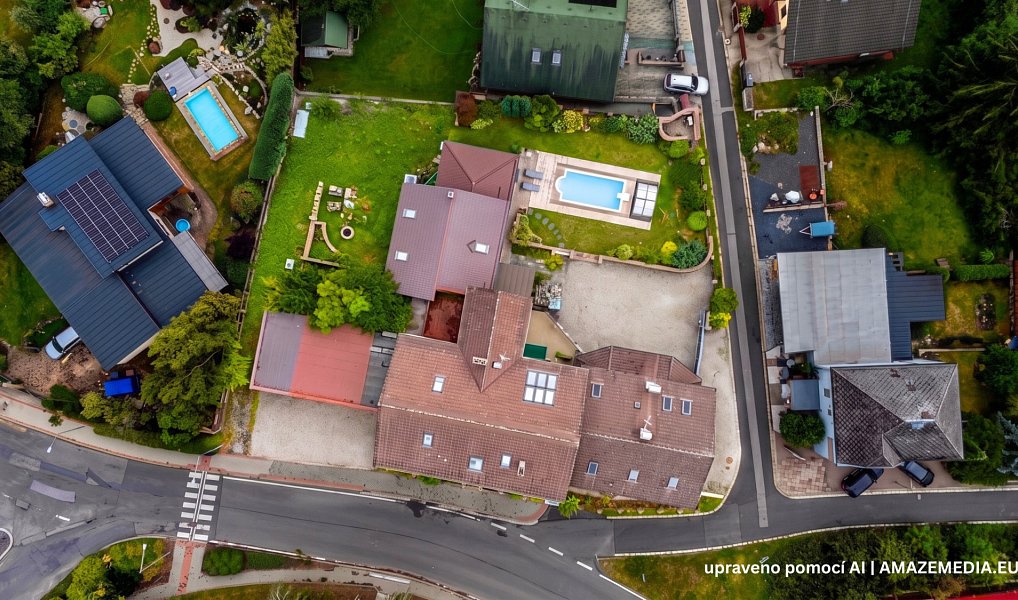 Prodej domu 850 m² s pozemkem 1 600 m², Nový Bor – náhled fotky 44