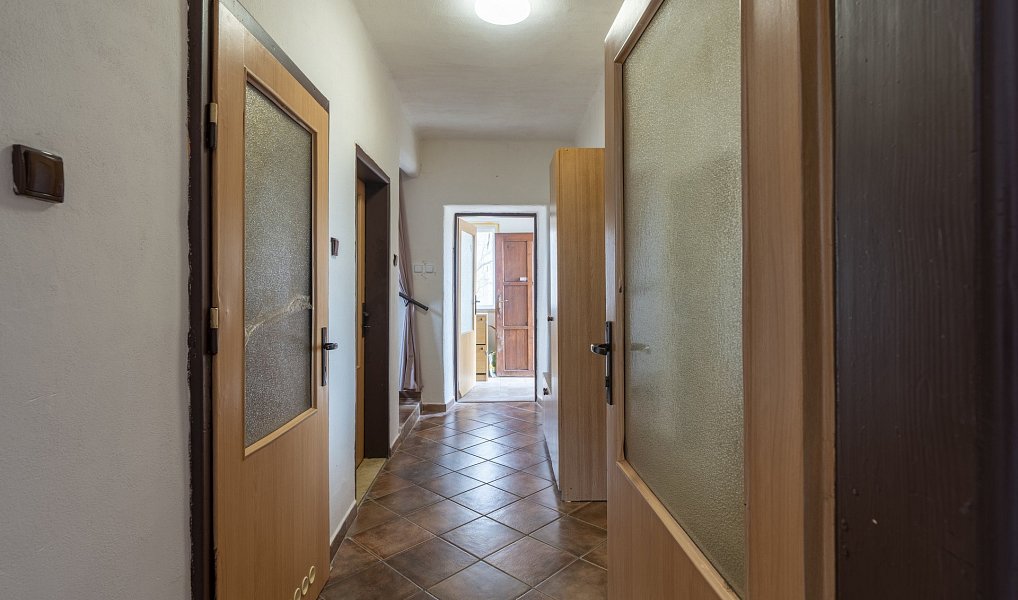 Prodej domu 305 m² s pozemkem 1 002 m², Jihlava – náhled fotky 6