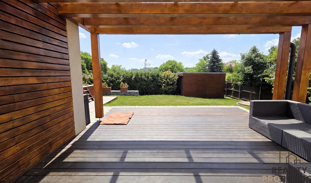 Prodej domu 125 m² s pozemkem 861 m², Jesenice – náhled fotky 5