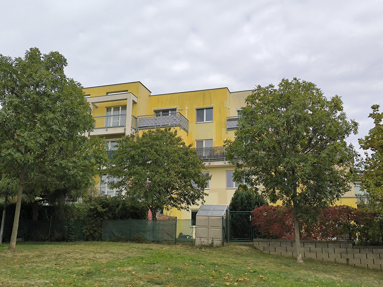 Pronájem bytu 3+kk 79 m² – fotografie 2