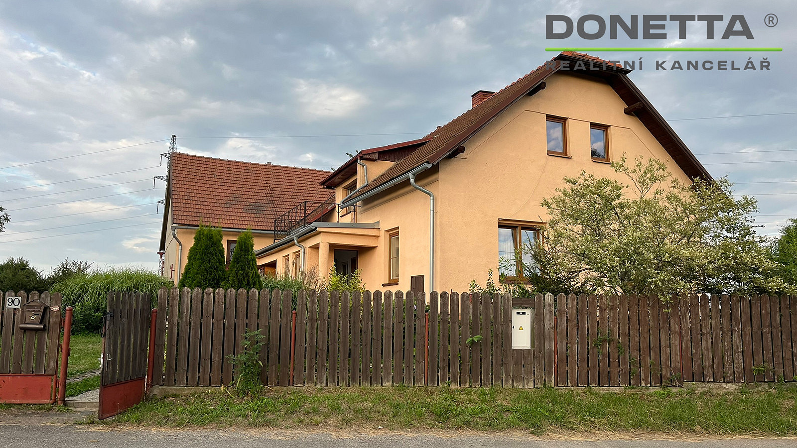 Prodej domu 91 m² s pozemkem 921 m² – fotografie 2