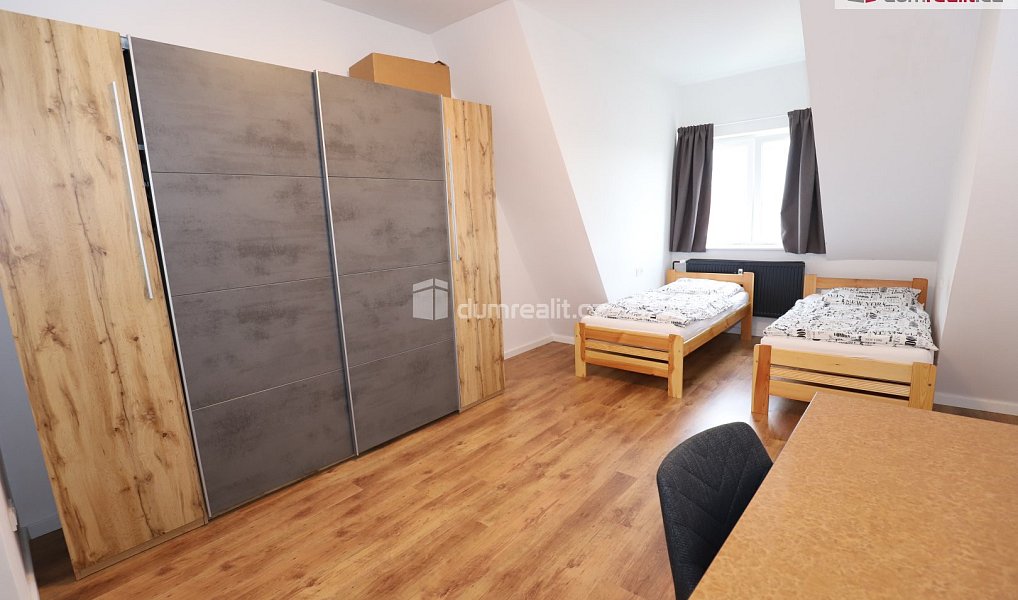 Prodej bytu 3+1 87 m², Cheb – náhled fotky 8