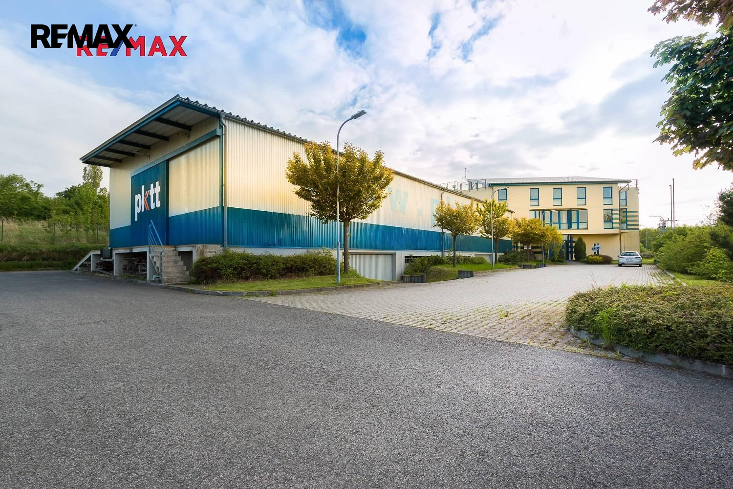 Pronájem výrobních prostor 2 325 m² – fotografie 2