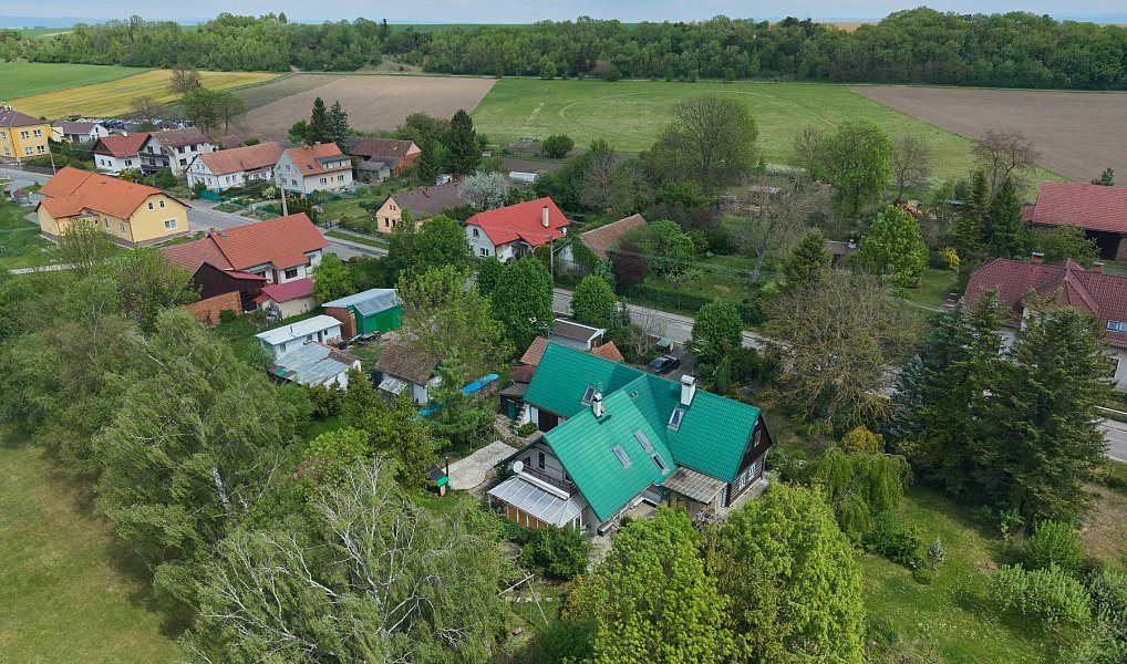 Prodej domu 280 m² s pozemkem 2 632 m², Výrava – náhled fotky 22