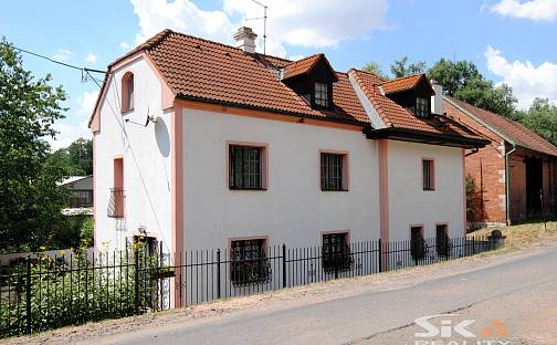 Prodej domu 200 m² s pozemkem 504 m², Pnětluky - Konětopy, okres Louny