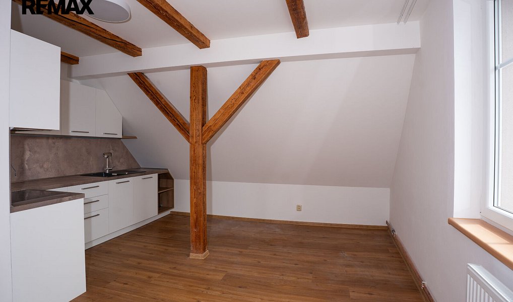 Pronájem bytu 3+kk 67 m², Jablonné v Podještědí – náhled fotky 2