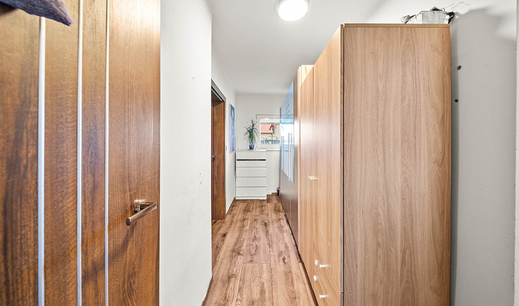Prodej domu 56 m² s pozemkem 1 044 m², Tišice – náhled fotky 12
