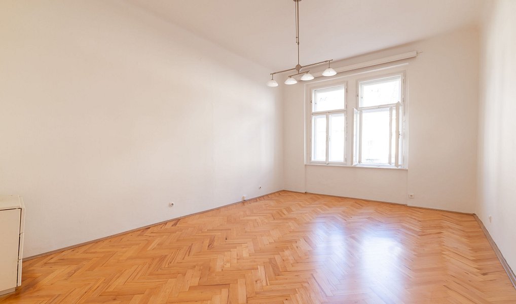 Prodej bytu 2+1 80 m², Praha – náhled fotky 4