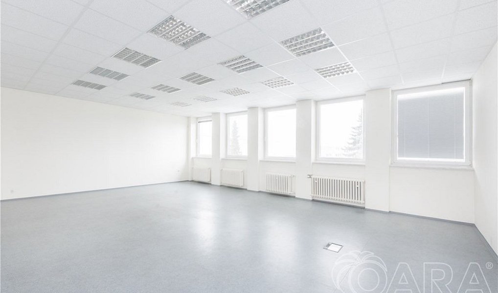 Pronájem kanceláře 549 m², Písek – náhled fotky 7