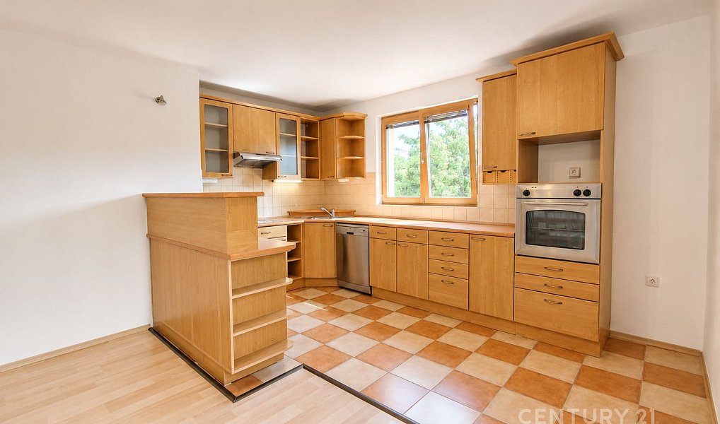 Prodej domu 238 m² s pozemkem 1 086 m², Kunžak – náhled fotky 4