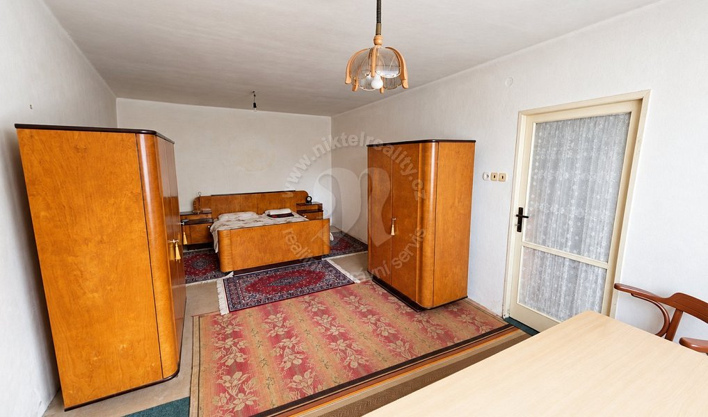 Prodej domu 327 m² s pozemkem 1 179 m², Žižice – náhled fotky 19