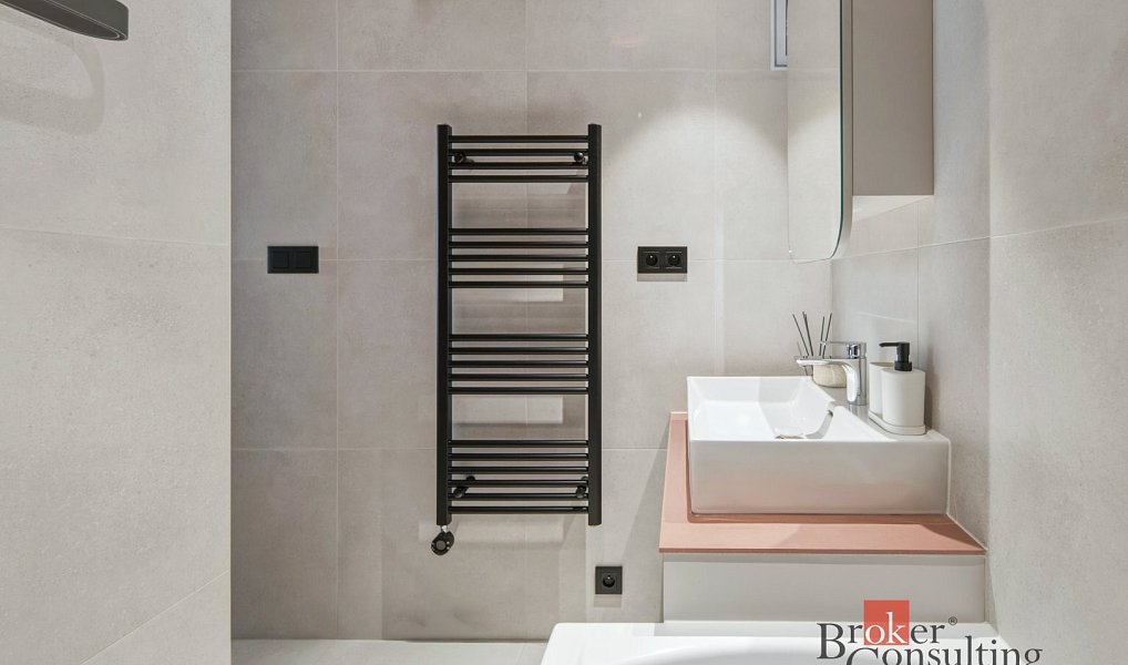 Prodej bytu 1+1 44 m², Praha – náhled fotky 5