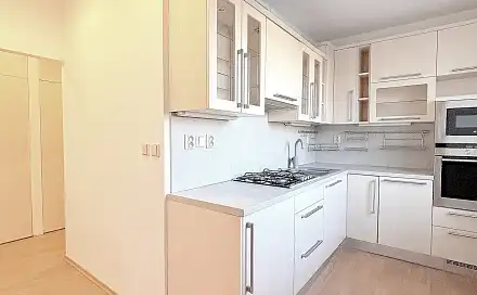 Pronájem bytu 3+1 64 m²