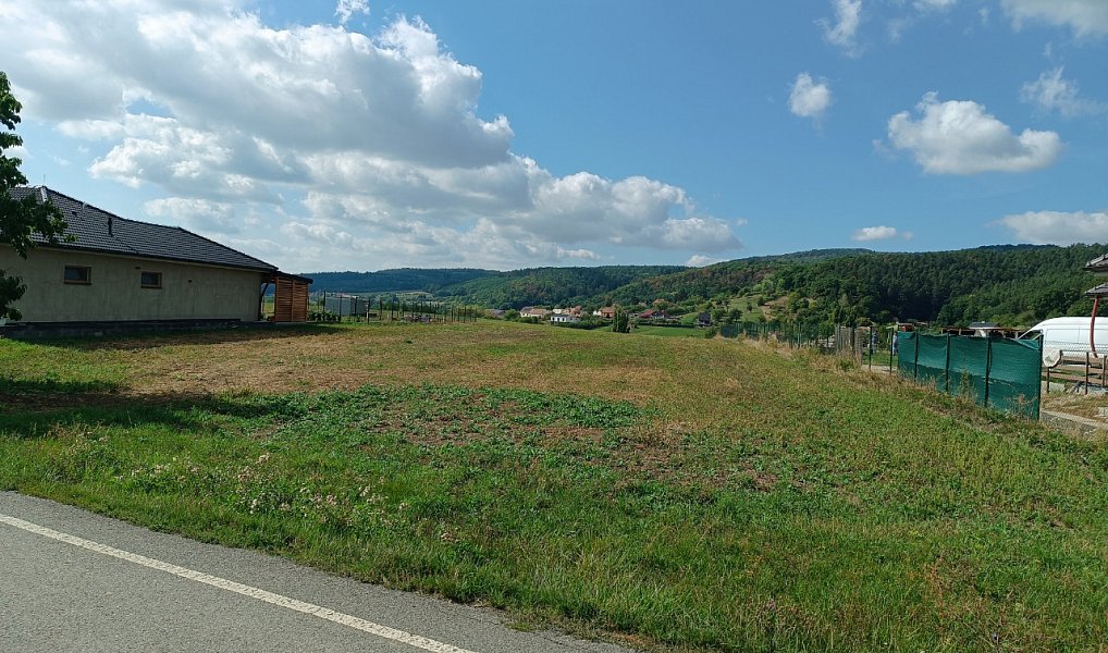 Prodej stavebního pozemku 3 278 m², Vřesovice – náhled fotky 3