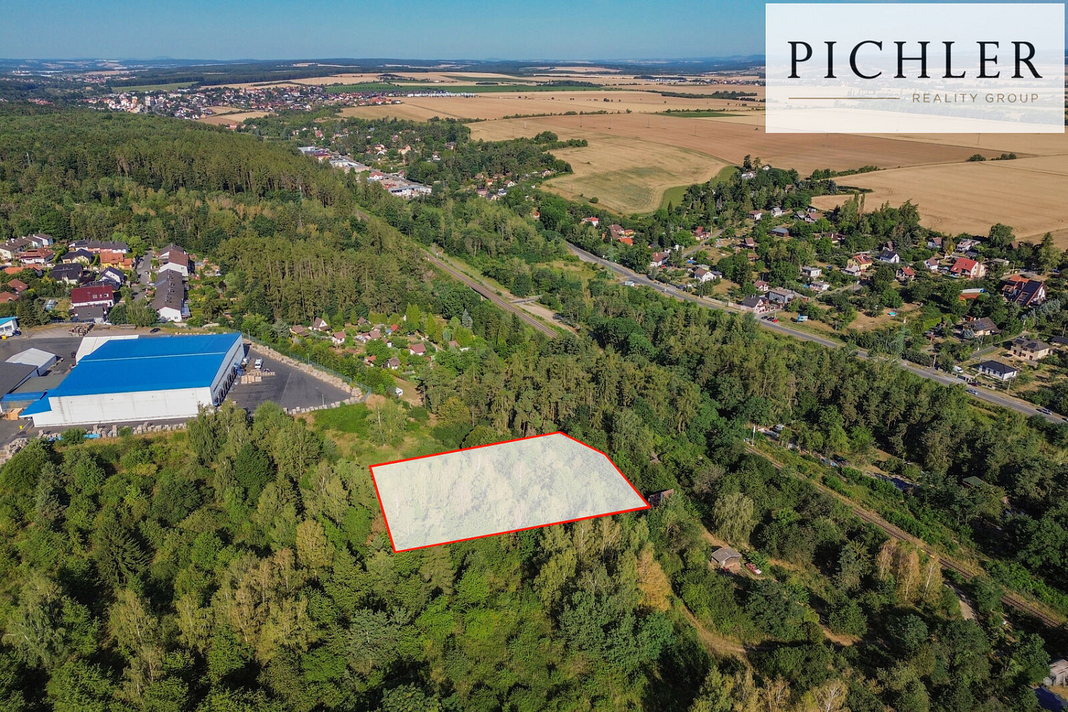 Prodej komerčního pozemku 1 809 m² – fotografie 3