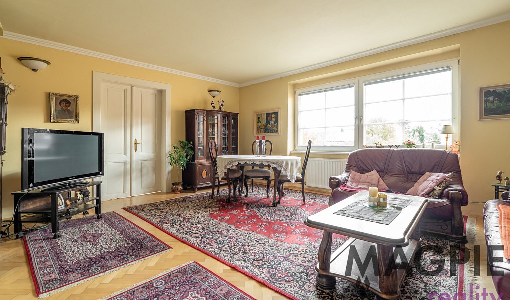 Prodej domu 243 m² s pozemkem 539 m², Praha – náhled fotky 11