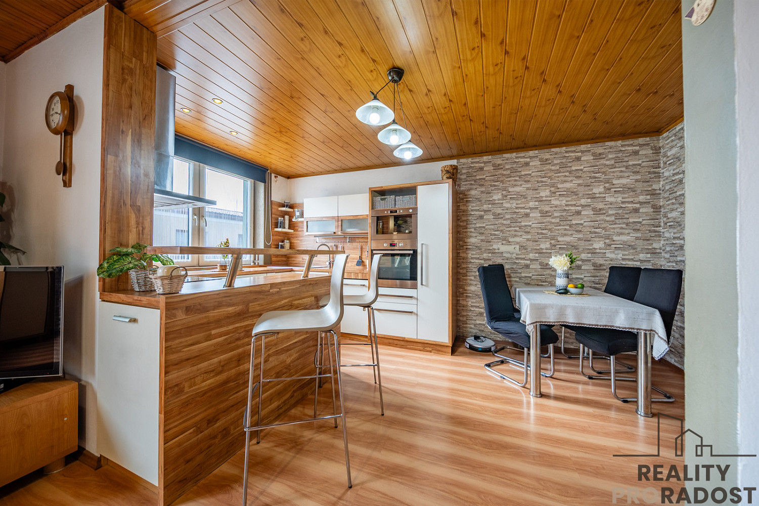 Prodej domu 180 m² s pozemkem 119 m² – fotografie 2
