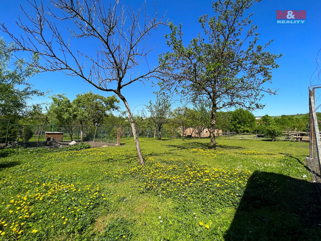 Prodej zahrady 744 m²
