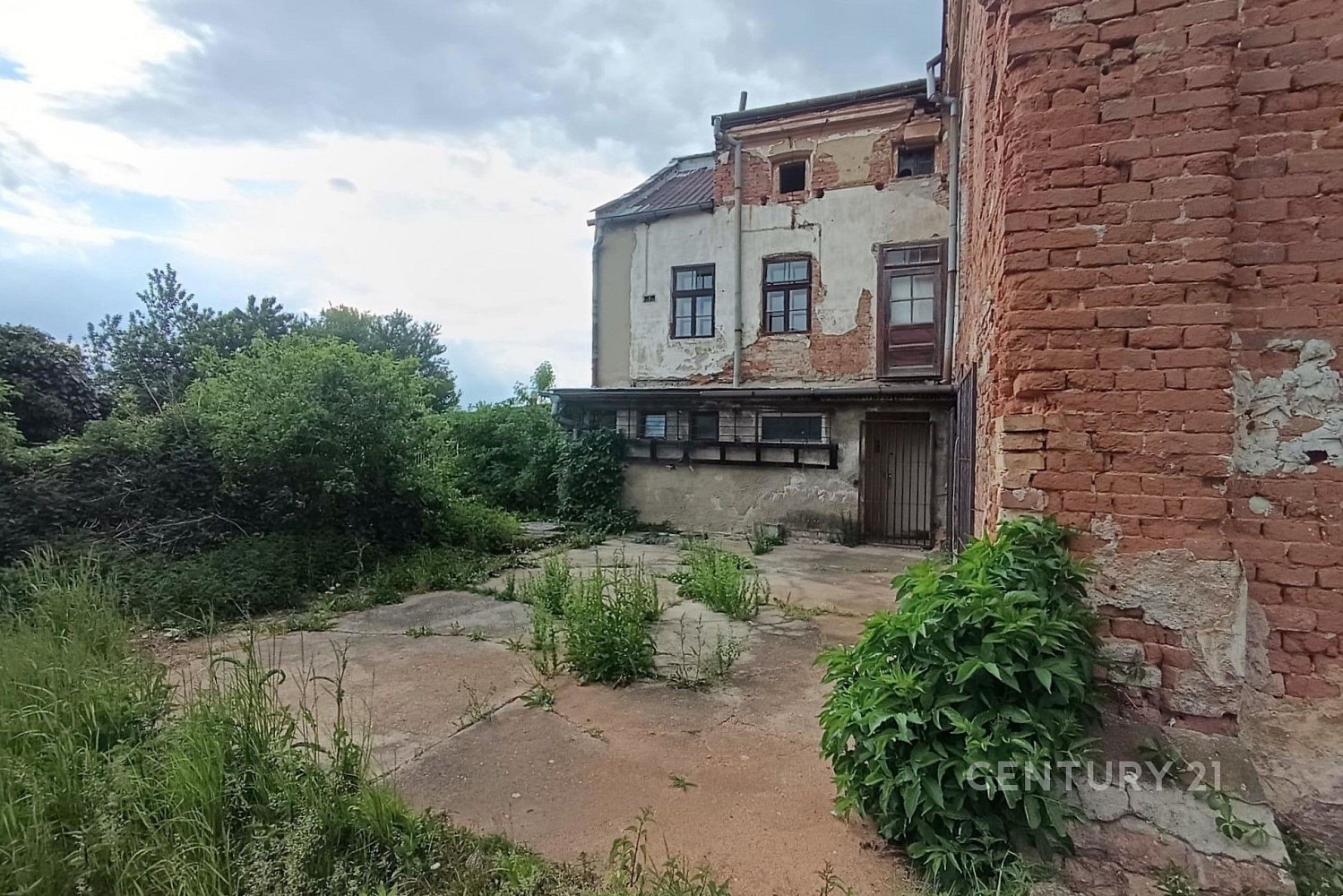 Prodej domu 209 m² s pozemkem 564 m² — photo 2