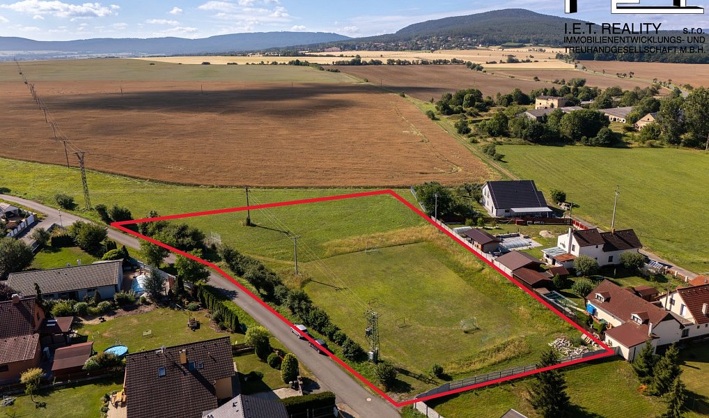 Prodej stavebního pozemku 4 846 m², Lochovice – náhled fotky 3