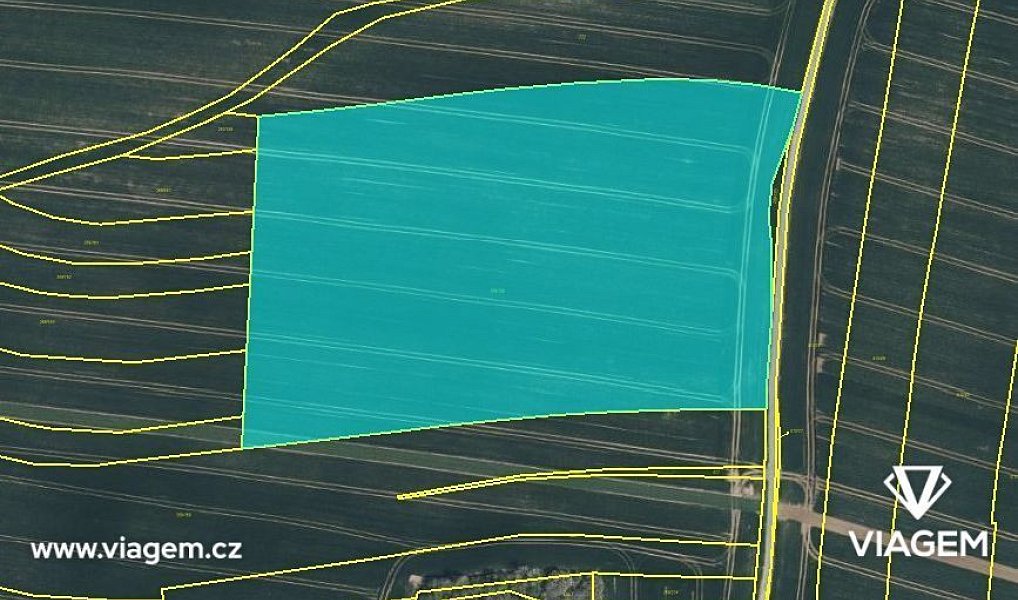 Prodej pole 4 926 m², Dobřany – náhled fotky 3