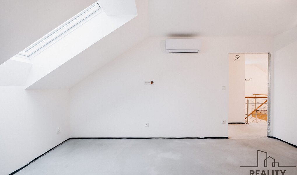 Prodej domu 133 m² s pozemkem 160 m², Hodonín – náhled fotky 16