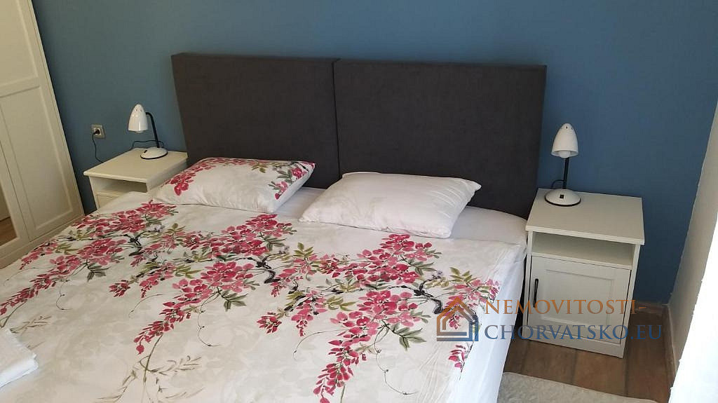 Prodej bytu 2+kk 78 m² - Więcej