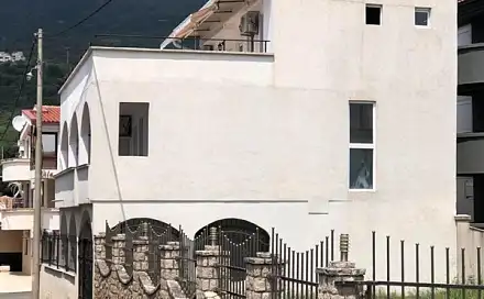 Prodej domu 118 m² s pozemkem 200 m², Dobrá Voda, Černá Hora