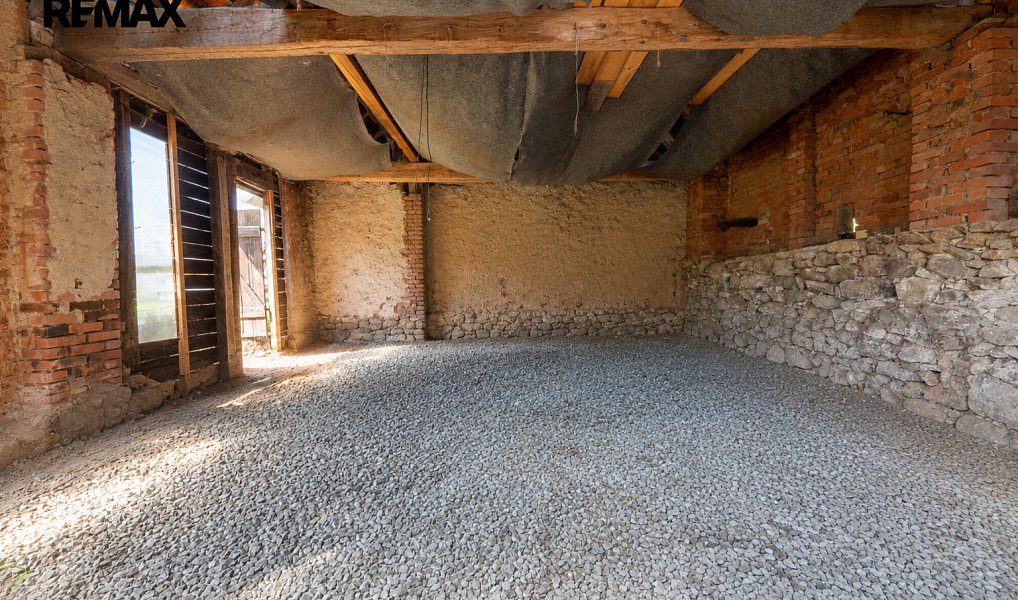 Prodej domu 222 m² s pozemkem 2 923 m², Mladá Vožice – náhled fotky 16