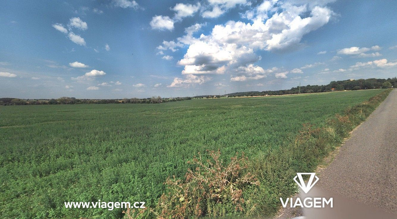 Prodej pole 14 151 m²