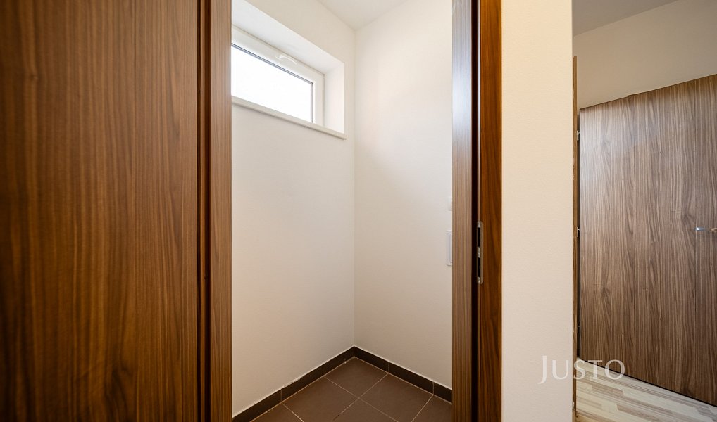 Prodej domu 141 m² s pozemkem 385 m², Třeboň – náhled fotky 14