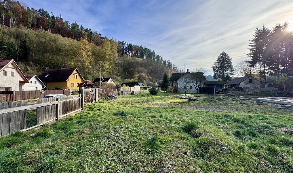 Prodej stavebního pozemku 1 071 m², Biskupice – náhled fotky 13