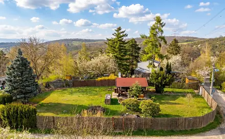 Prodej zahrady 758 m², Zadní Třebaň, okres Beroun