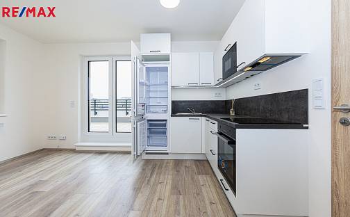 Pronájem bytu 1+kk 34 m², Praha 5 - Hlubočepy