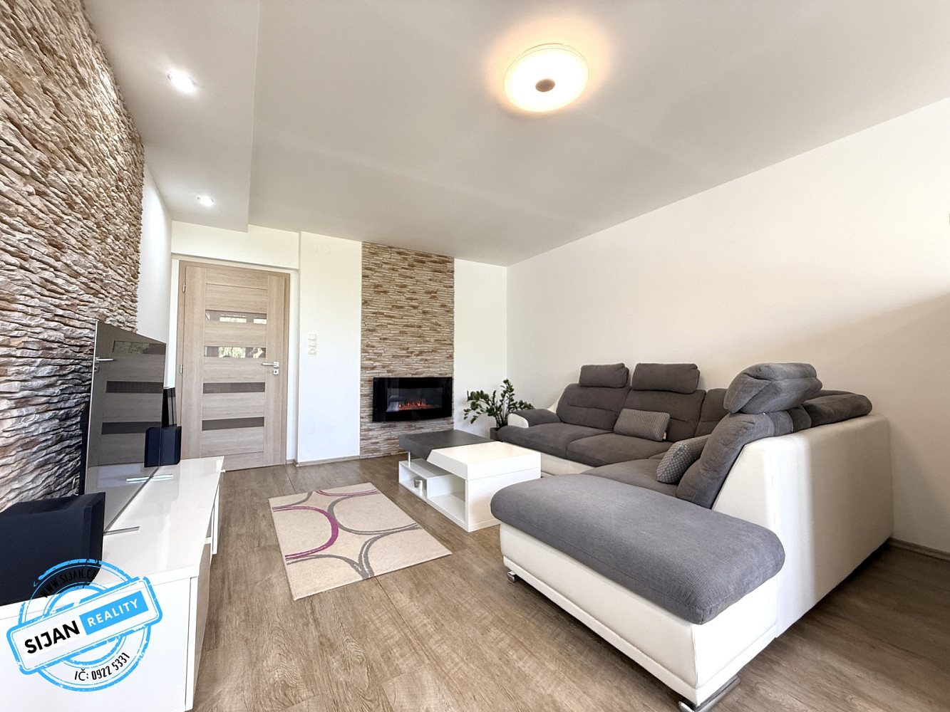Prodej bytu 3+1 77 m² – fotografie 3