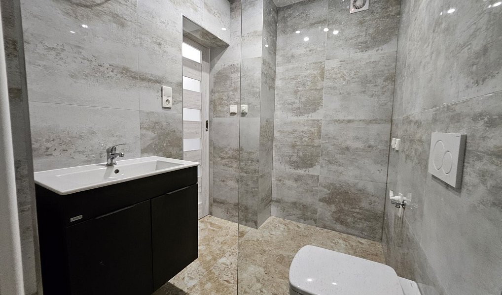 Pronájem domu 60 m² s pozemkem 388 m², Uherský Ostroh – náhled fotky 10