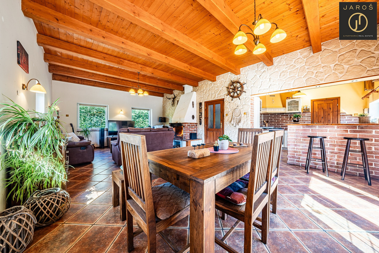 Prodej domu 143 m² s pozemkem 1 069 m² – fotografie 5
