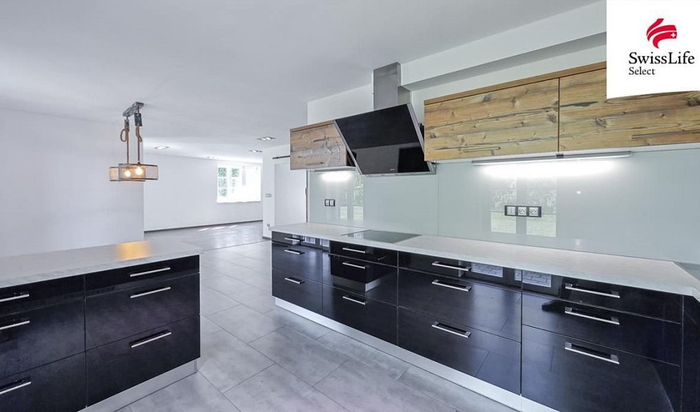 Prodej domu 211 m² s pozemkem 975 m², Ostrov – náhled fotky 4