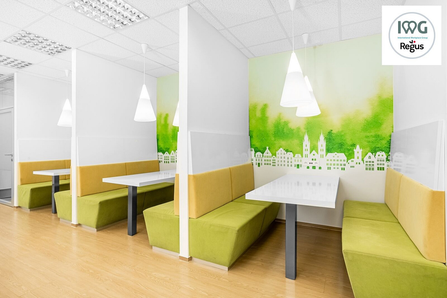 Pronájem kanceláře 50 m² — photo 2