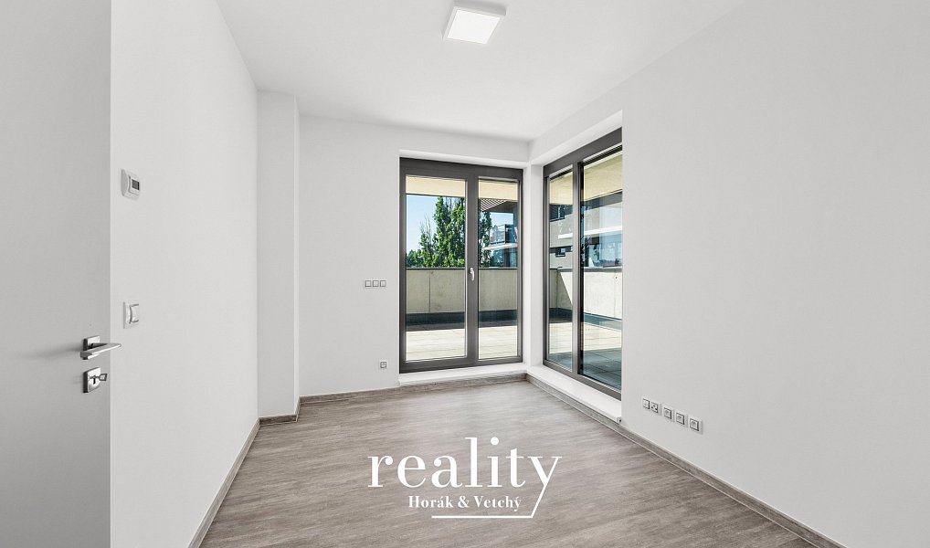 Pronájem bytu 4+kk 127 m², Jihlava – náhled fotky 20