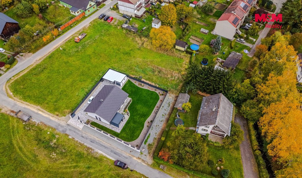 Prodej stavebního pozemku 1 099 m², Sobotín – náhled fotky 4
