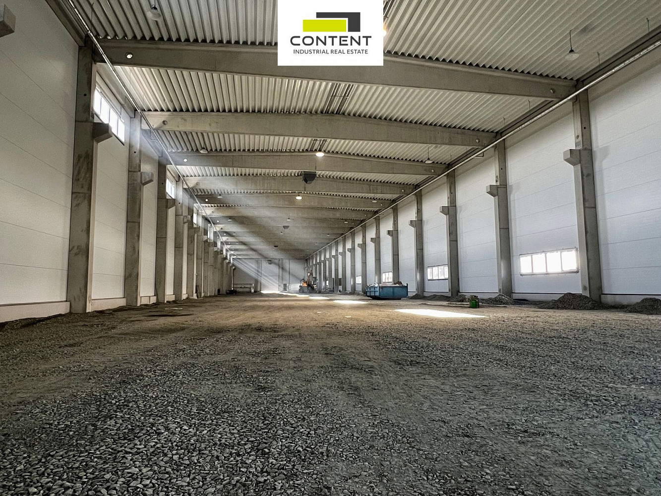 Pronájem skladovacích prostor 2 592 m² – fotografie 4