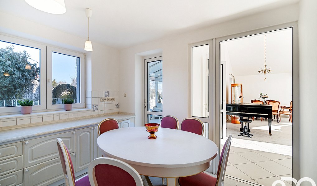 Prodej domu 388 m² s pozemkem 1 730 m², Senohraby – náhled fotky 19