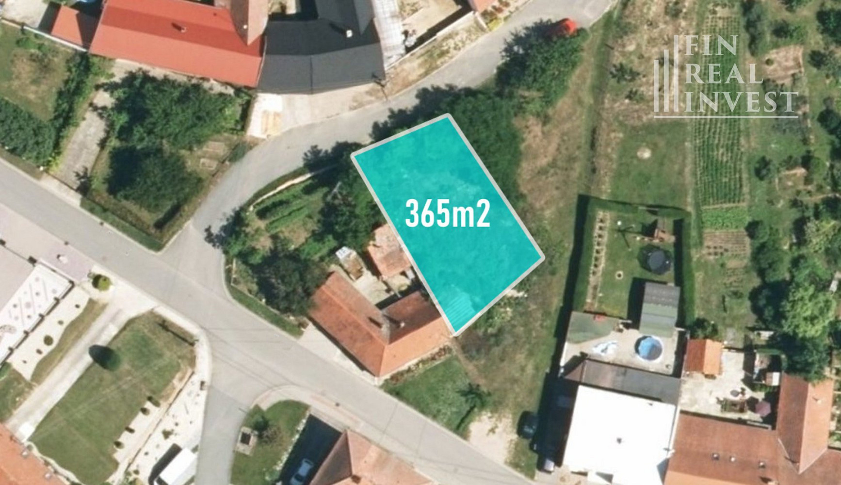 Prodej stavebního pozemku 365 m² – fotografie 3