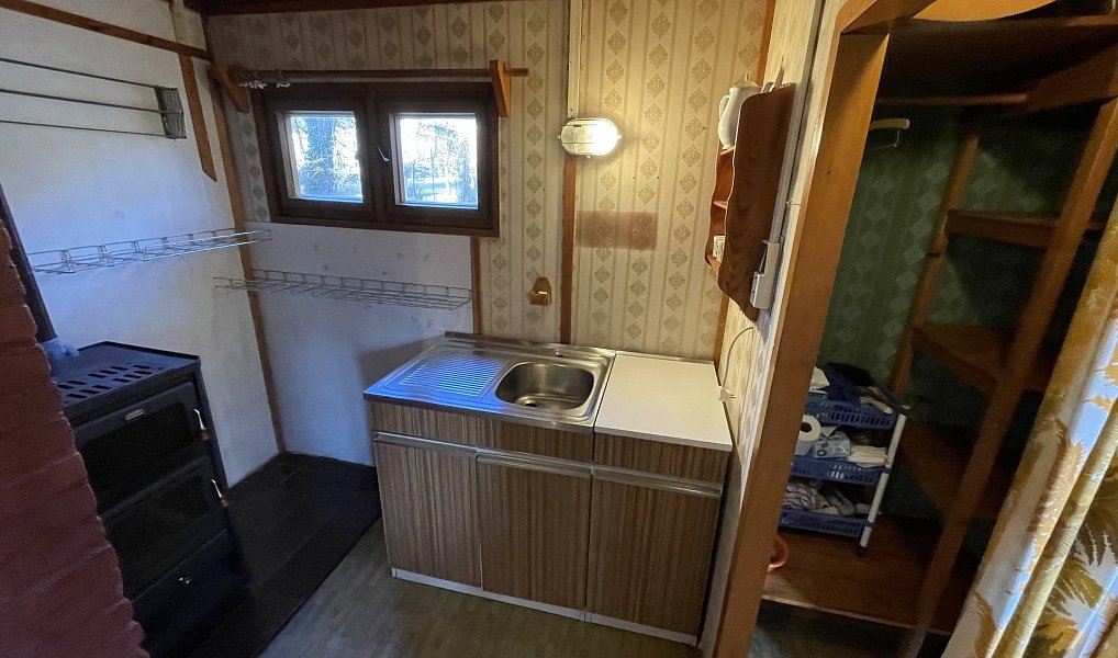 Prodej chaty/chalupy 40 m² s pozemkem 776 m², Křtiny – náhled fotky 7