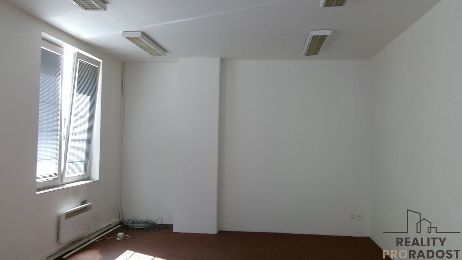 Pronájem skladovacích prostor 464 m² – fotografie 5