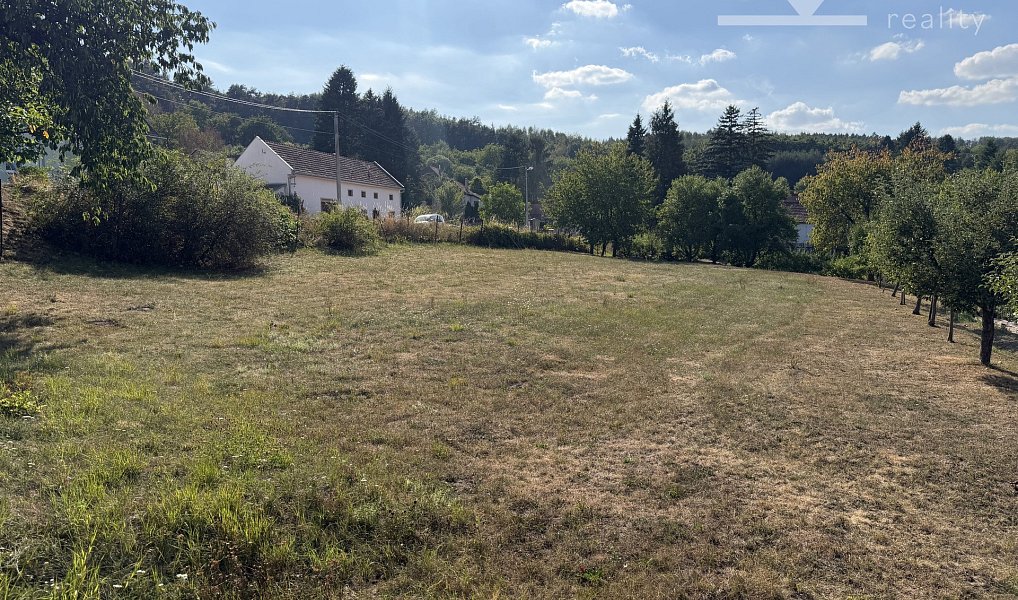 Prodej stavebního pozemku 931 m², Podivice – náhled fotky 6